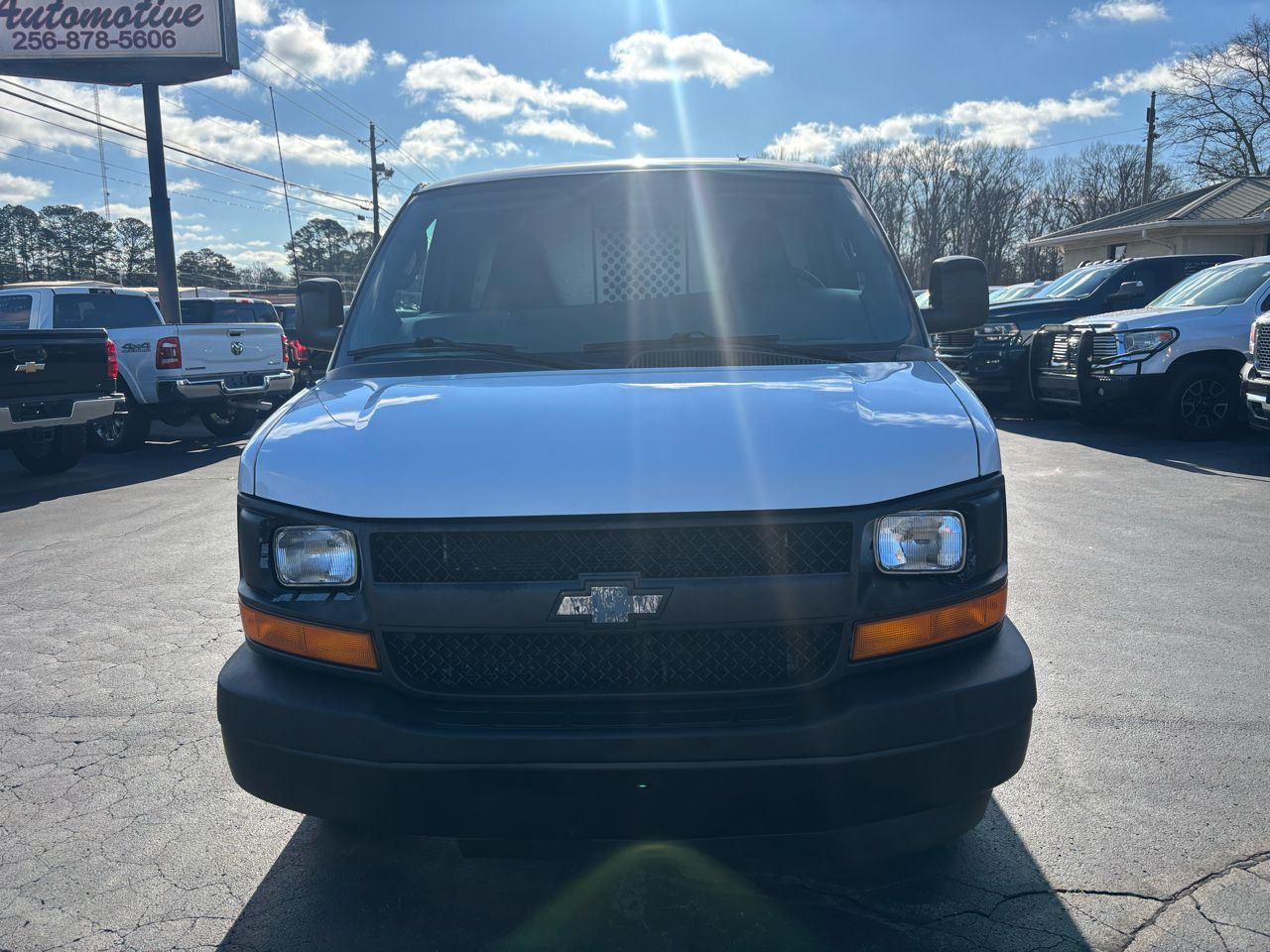 Chevrolet Express Cargo Van RWD 2500 135" 2017