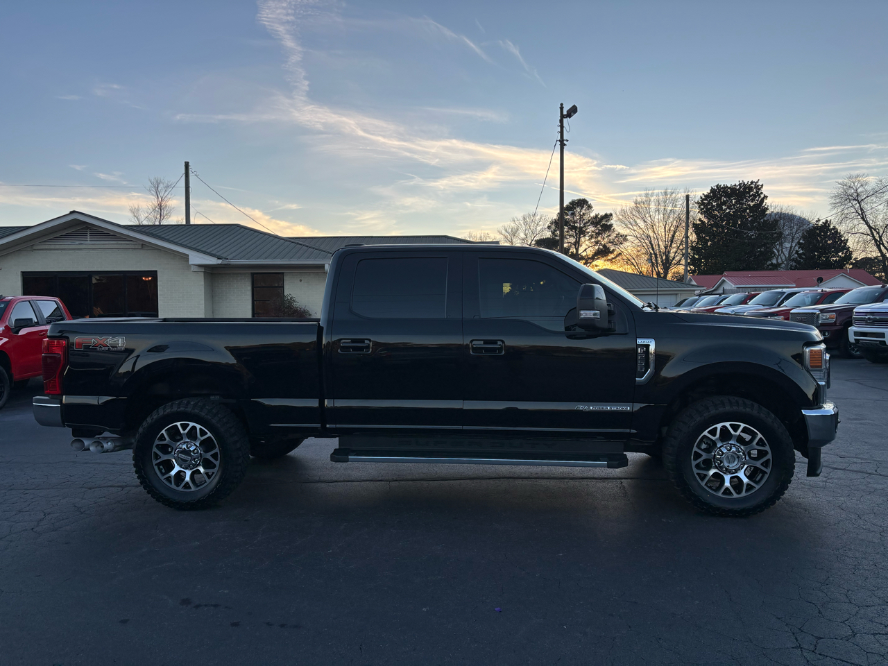 Ford Super Duty F-250 SRW Lariat 4WD Crew Cab 6.75' Box 2021