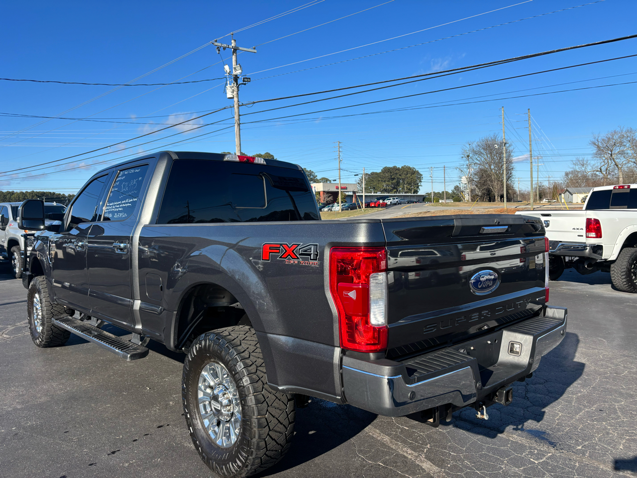 Ford Super Duty F-250 SRW Lariat 4WD Crew Cab 6.75' Box 2017