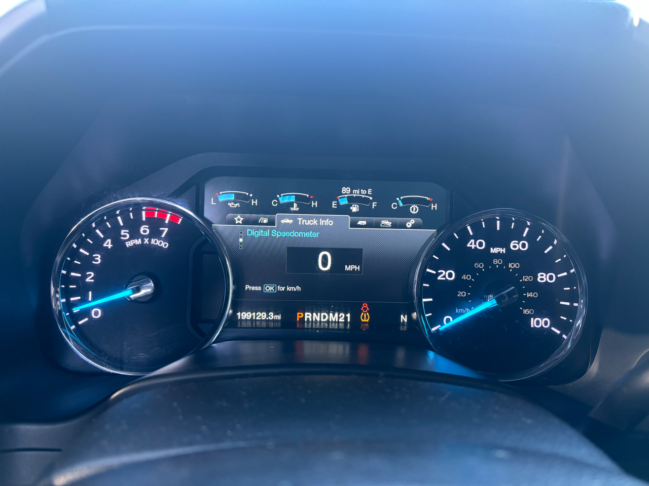 Ford Super Duty F-250 SRW Lariat 4WD Crew Cab 6.75' Box 2017