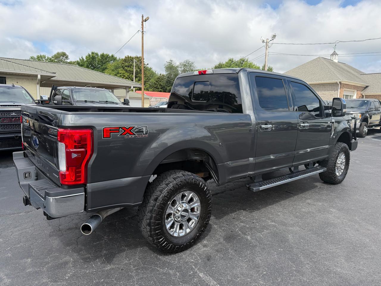 Ford Super Duty F-250 SRW Lariat 4WD Crew Cab 6.75' Box 2017