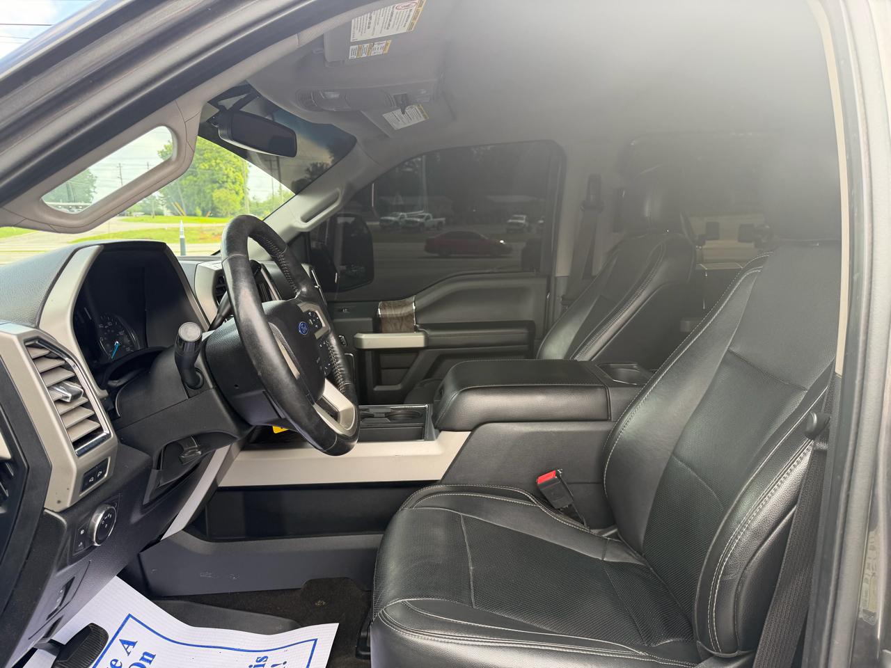 Ford Super Duty F-250 SRW Lariat 4WD Crew Cab 6.75' Box 2017