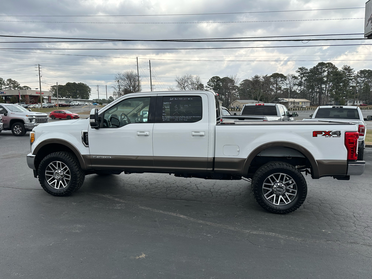 Ford Super Duty F-250 SRW Lariat 4WD Crew Cab 6.75' Box 2017