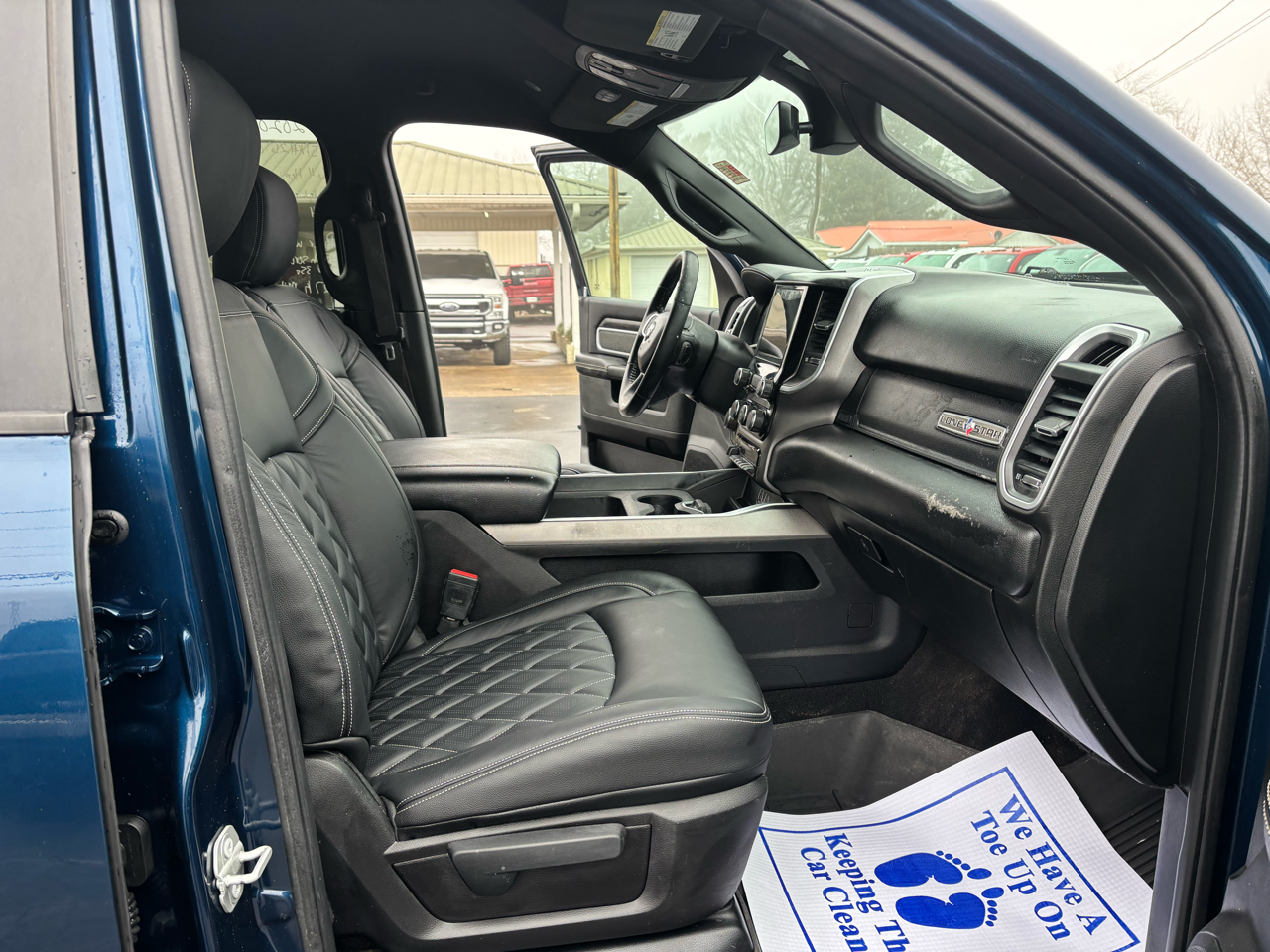 RAM 2500 Lone Star 4x4 Crew Cab 6'4" Box 2020