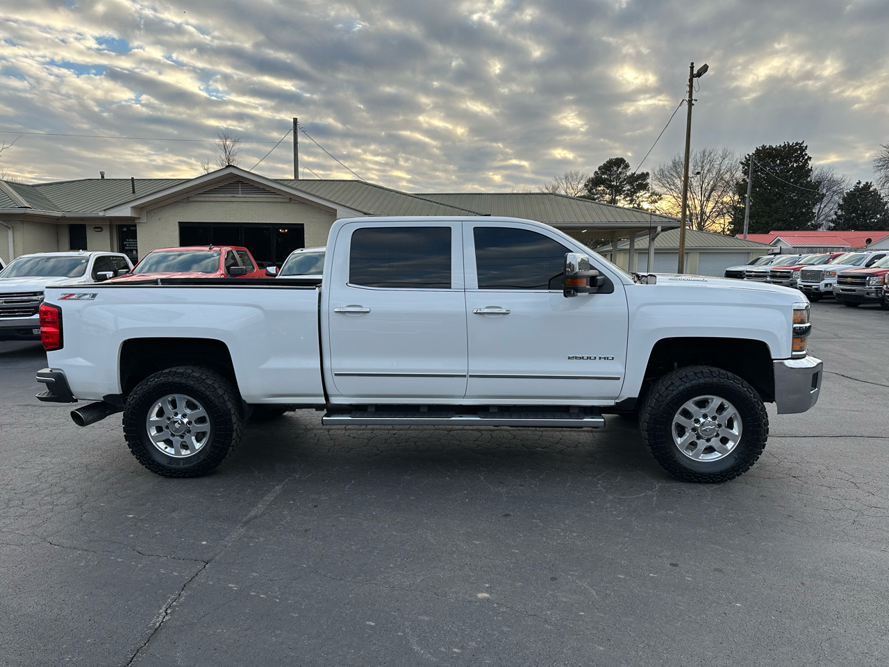 Chevrolet Silverado 2500HD Built After Aug 14 4WD Crew Cab 153.7" LTZ 2015