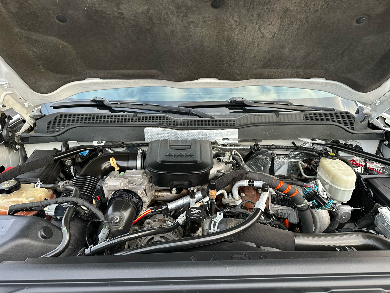 Chevrolet Silverado 2500HD Built After Aug 14 4WD Crew Cab 153.7" LTZ 2015