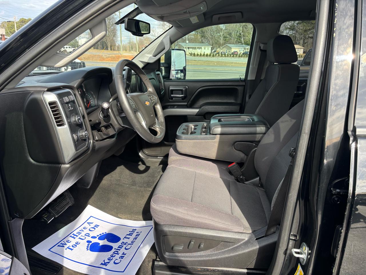 Chevrolet Silverado 2500HD 4WD Crew Cab 153.7" LT 2018