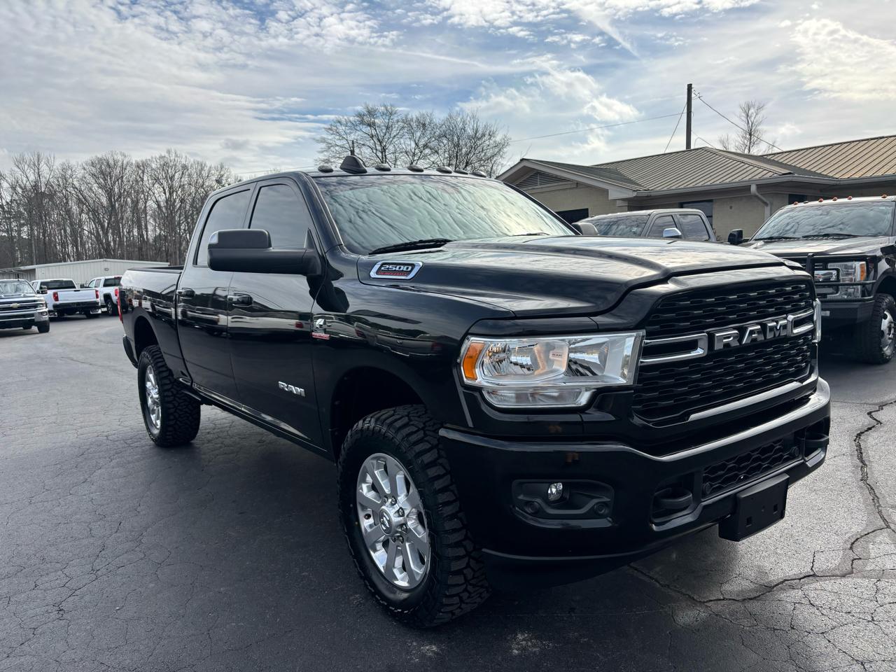 RAM 2500 Big Horn 4x4 Crew Cab 6'4" Box 2022