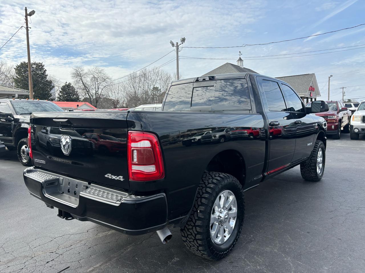 RAM 2500 Big Horn 4x4 Crew Cab 6'4" Box 2022