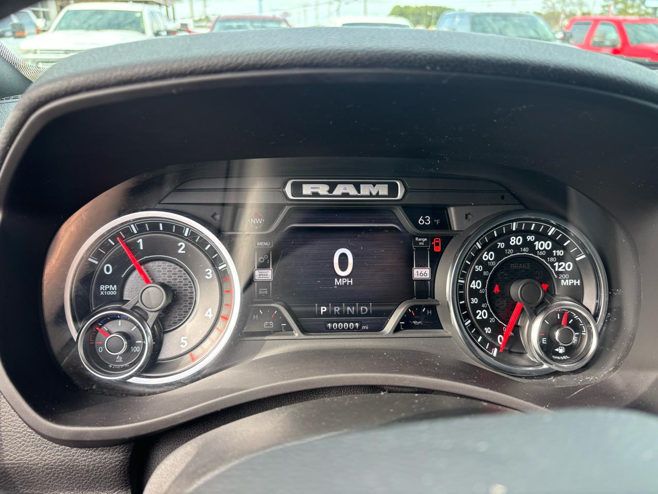 RAM 2500 Big Horn 4x4 Crew Cab 6'4" Box 2022