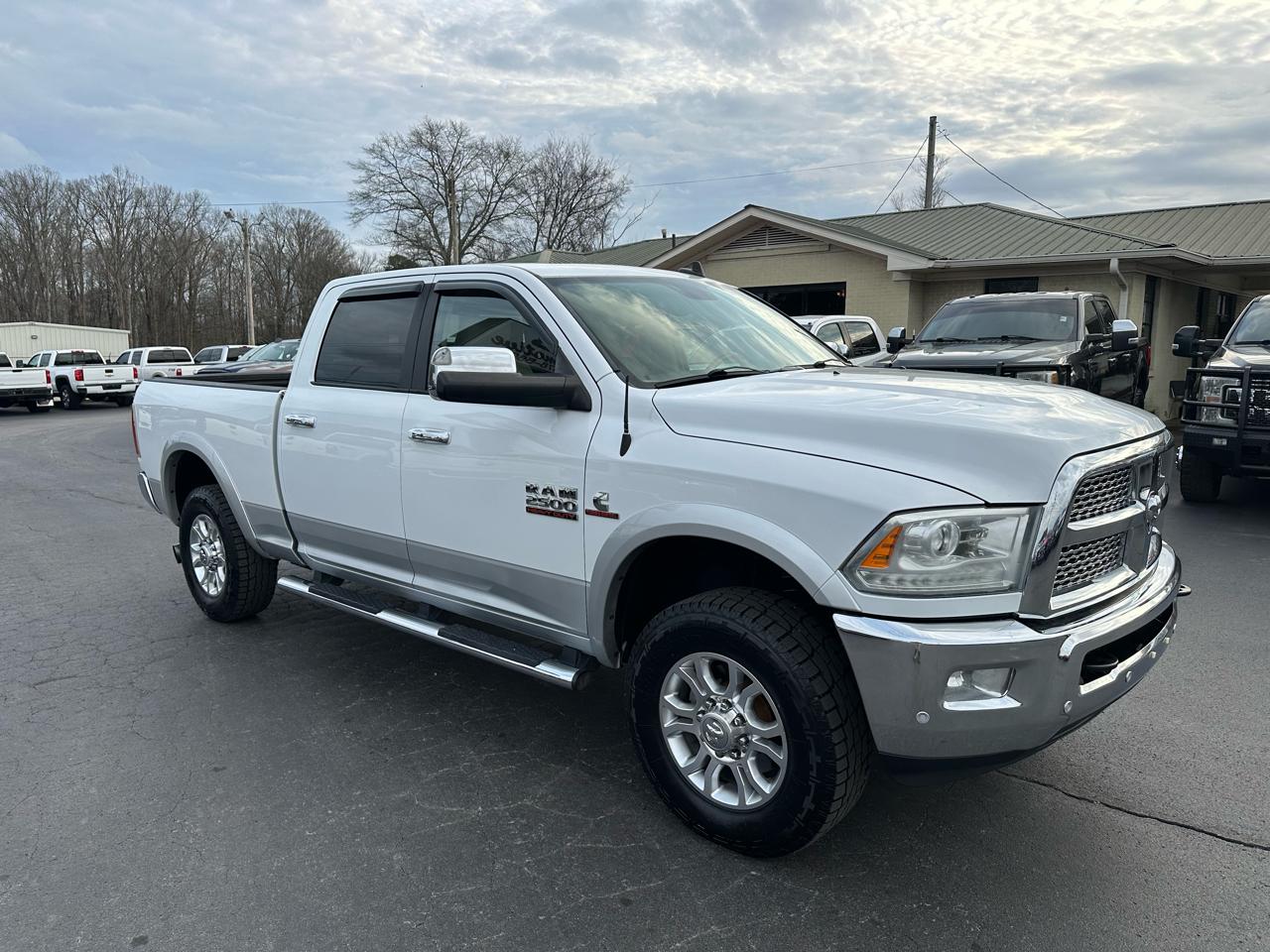 RAM 2500 4WD Crew Cab 149" Laramie 2016