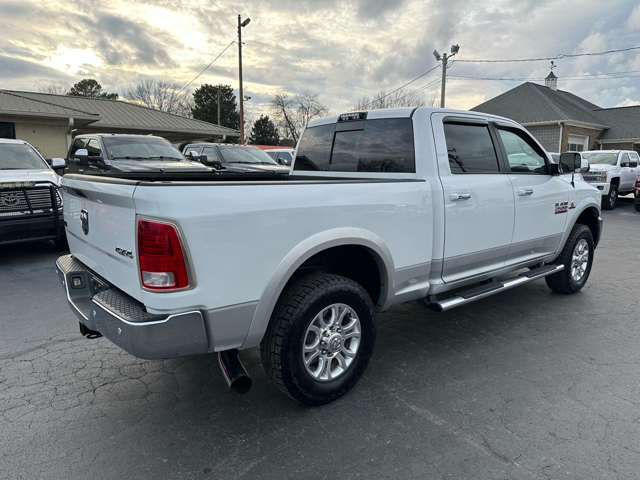 RAM 2500 4WD Crew Cab 149" Laramie 2016