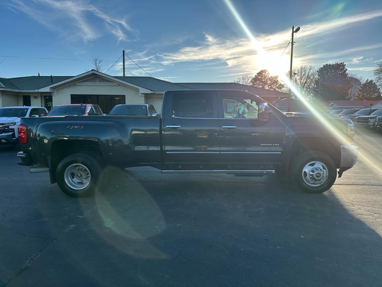 Chevrolet Silverado 3500HD 4WD Crew Cab 167.7" LTZ 2018