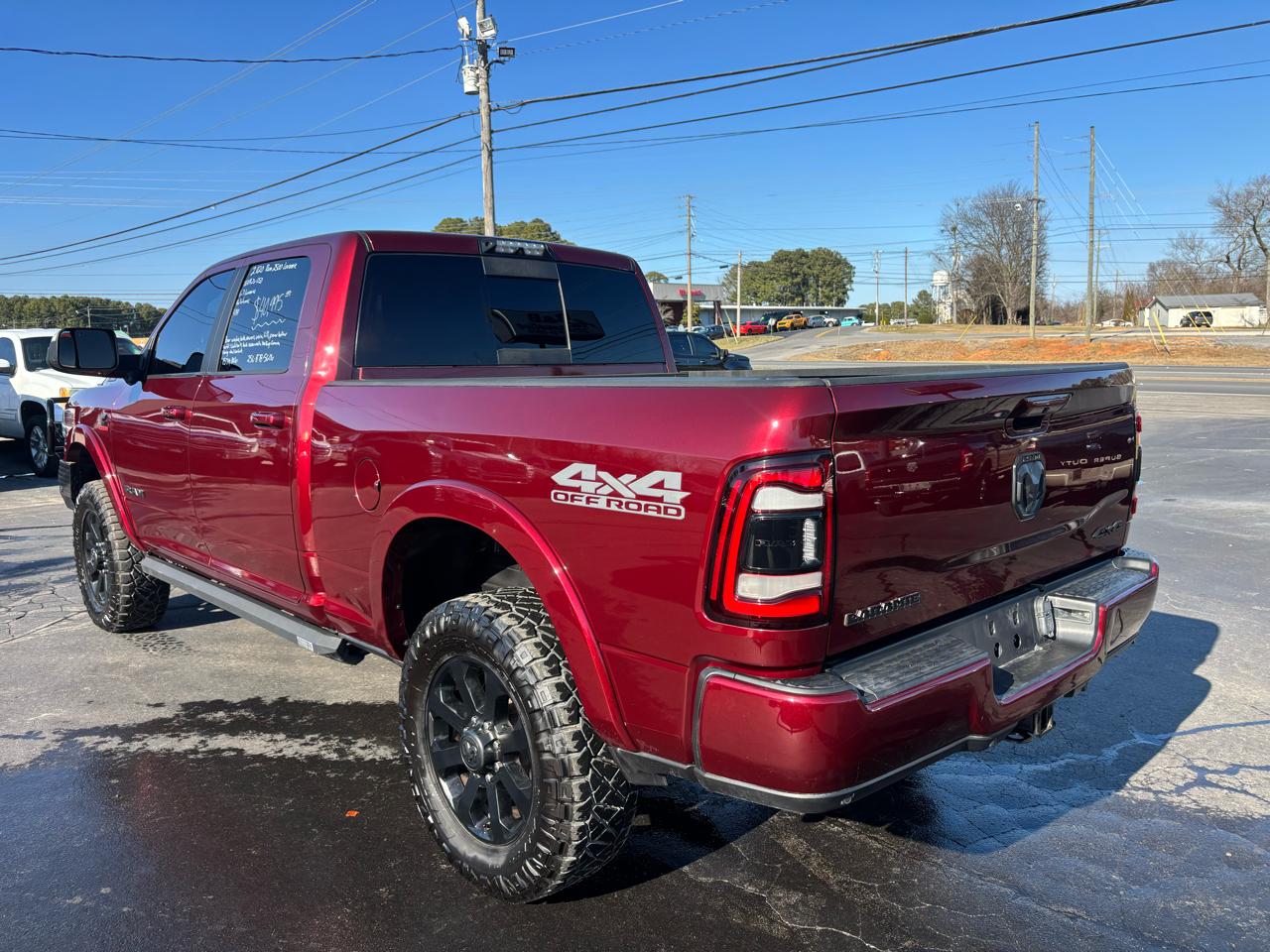 RAM 2500 Laramie 4x4 Crew Cab 6'4" Box 2020