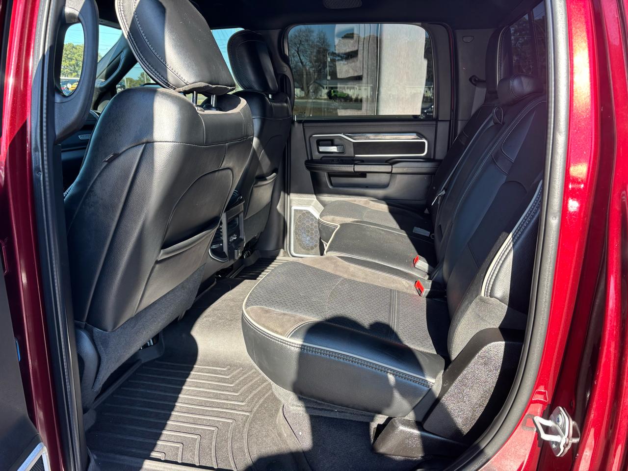 RAM 2500 Laramie 4x4 Crew Cab 6'4" Box 2020