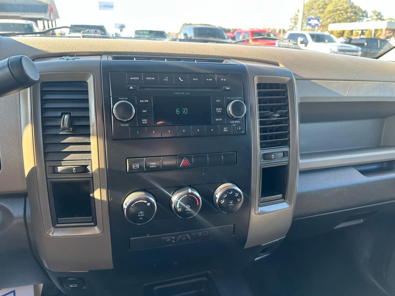 RAM 3500 4WD Crew Cab 169" ST 2011