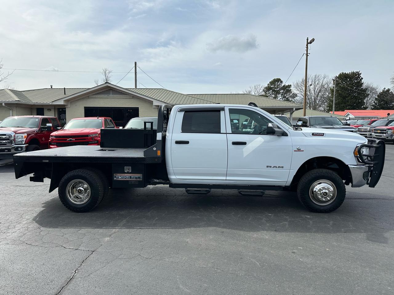 RAM 3500 Chassis Cab Tradesman 4WD Crew Cab 60" CA 172.4" WB 2021