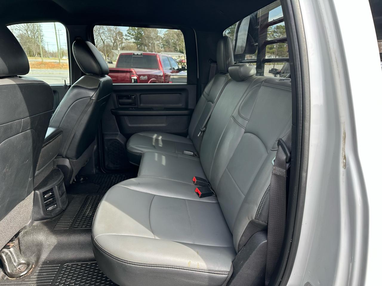 RAM 3500 Chassis Cab Tradesman 4WD Crew Cab 60" CA 172.4" WB 2021