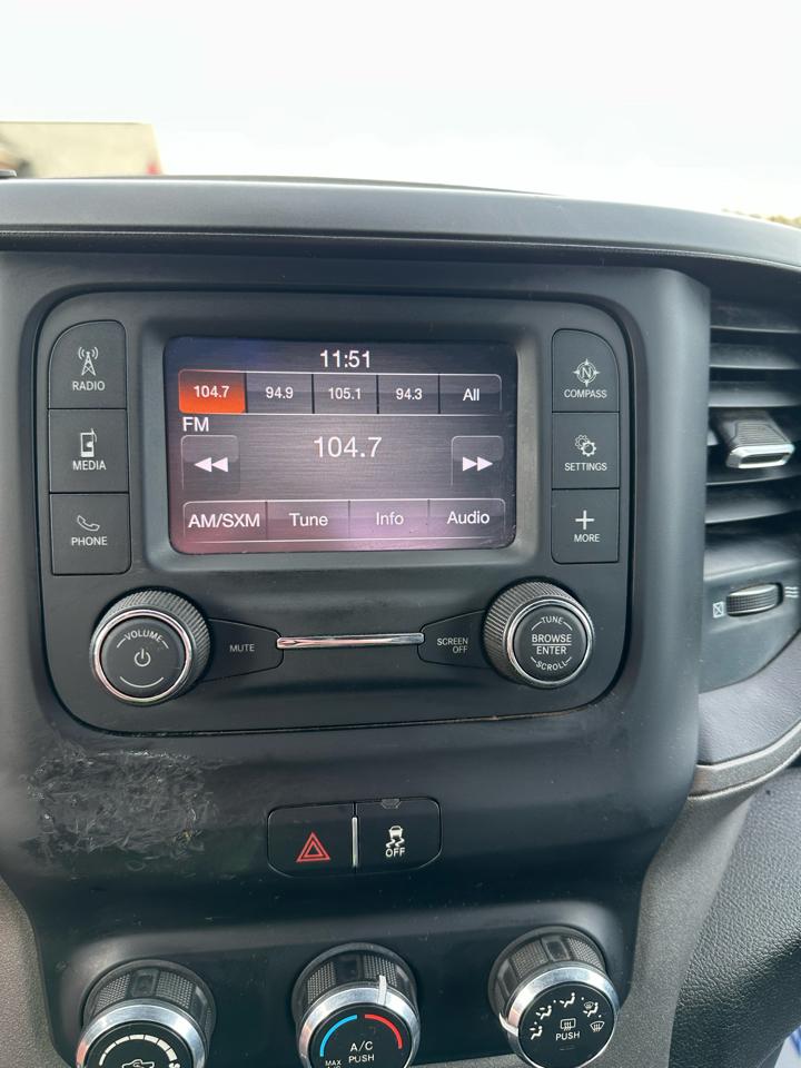 RAM 3500 Chassis Cab Tradesman 4WD Crew Cab 60" CA 172.4" WB 2021