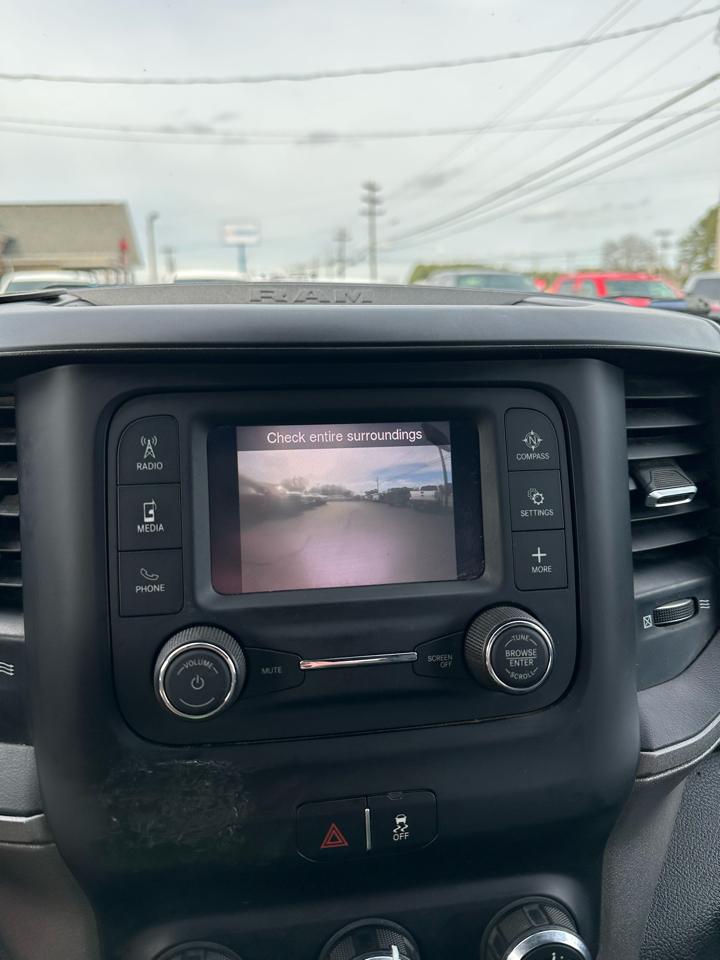 RAM 3500 Chassis Cab Tradesman 4WD Crew Cab 60" CA 172.4" WB 2021