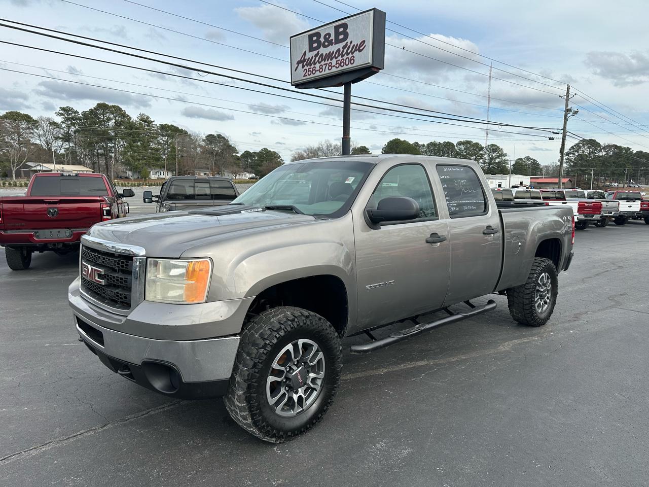 GMC Sierra 2500HD 4WD Crew Cab 153.7" Work Truck 2013
