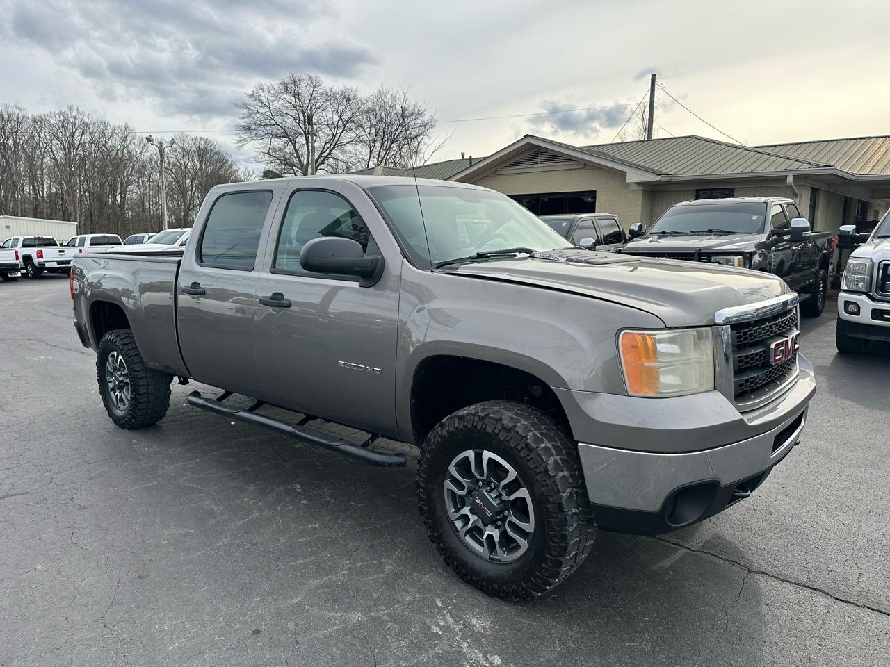 GMC Sierra 2500HD 4WD Crew Cab 153.7" Work Truck 2013