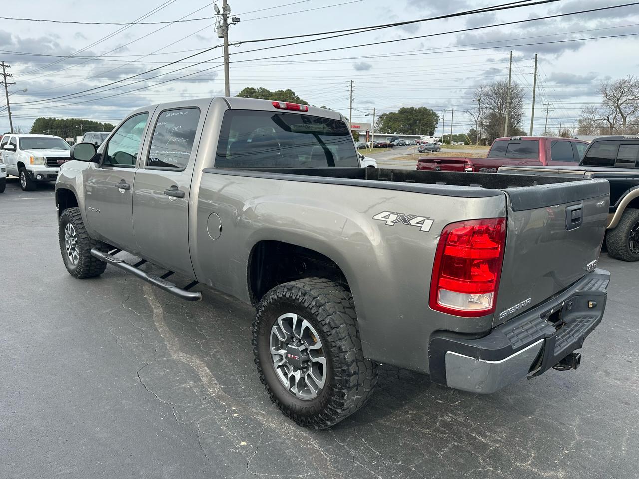 GMC Sierra 2500HD 4WD Crew Cab 153.7" Work Truck 2013
