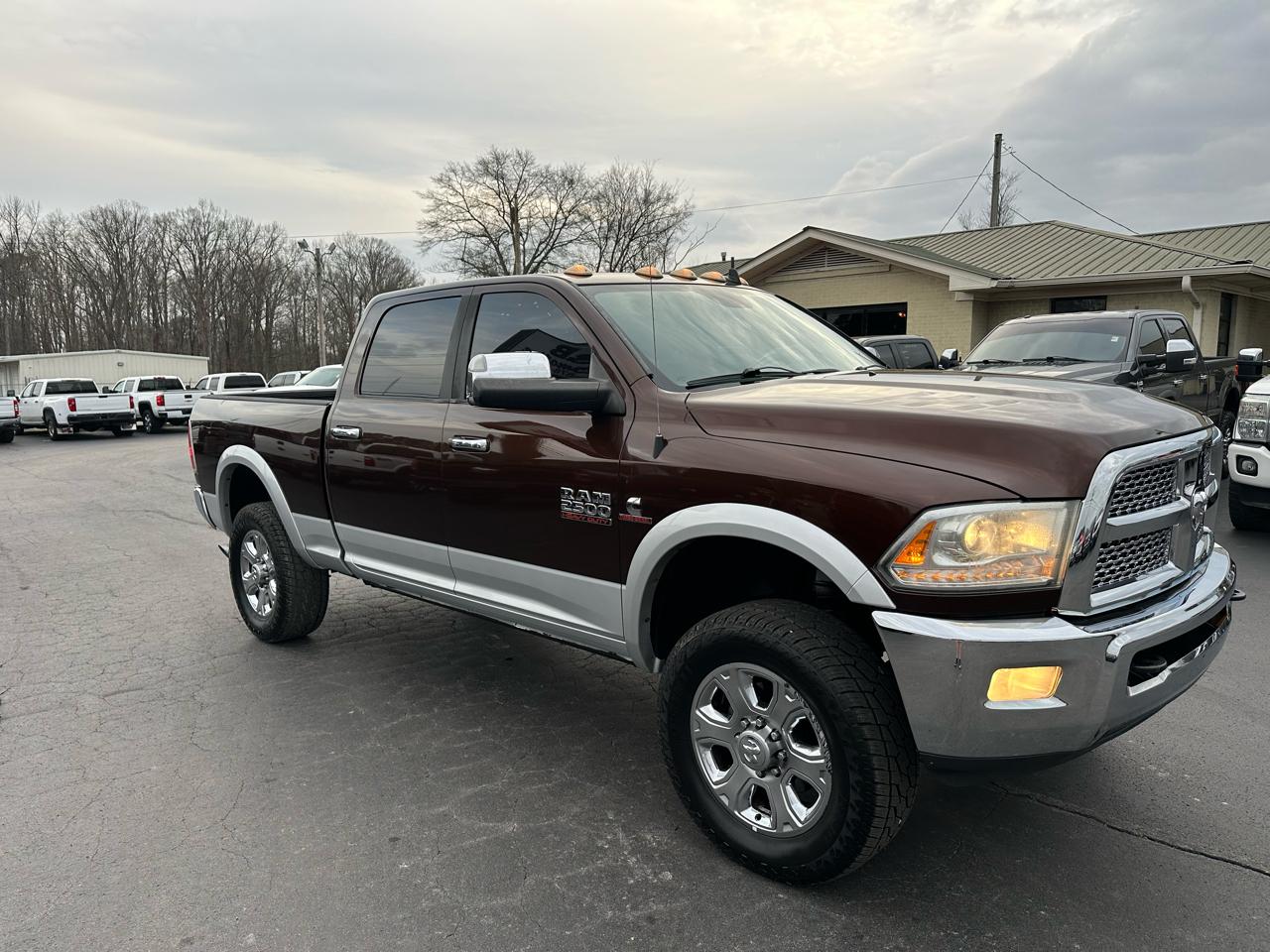 RAM 2500 4WD Crew Cab 149" Laramie 2014