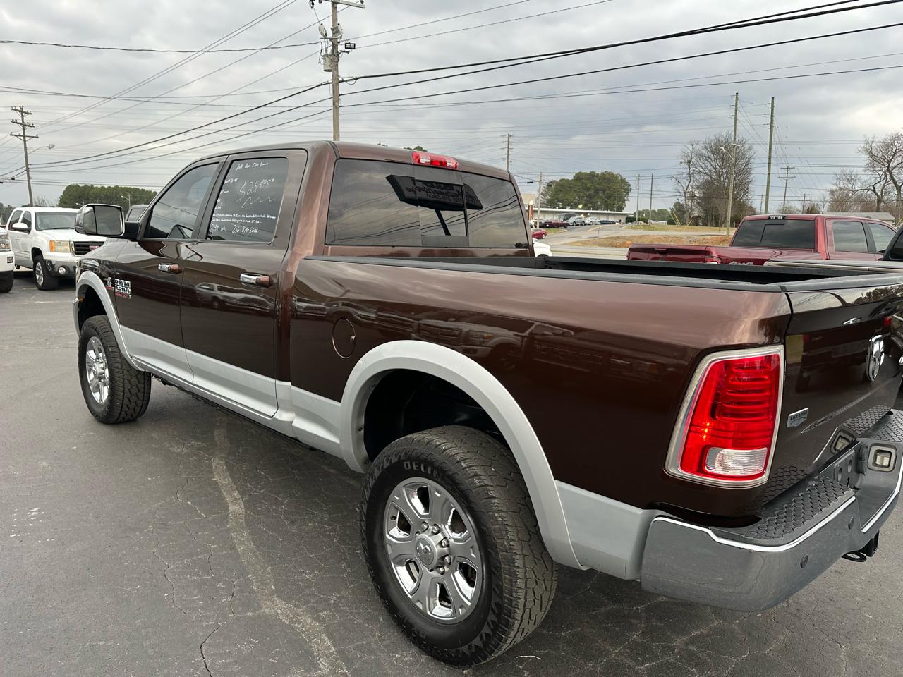 RAM 2500 4WD Crew Cab 149" Laramie 2014
