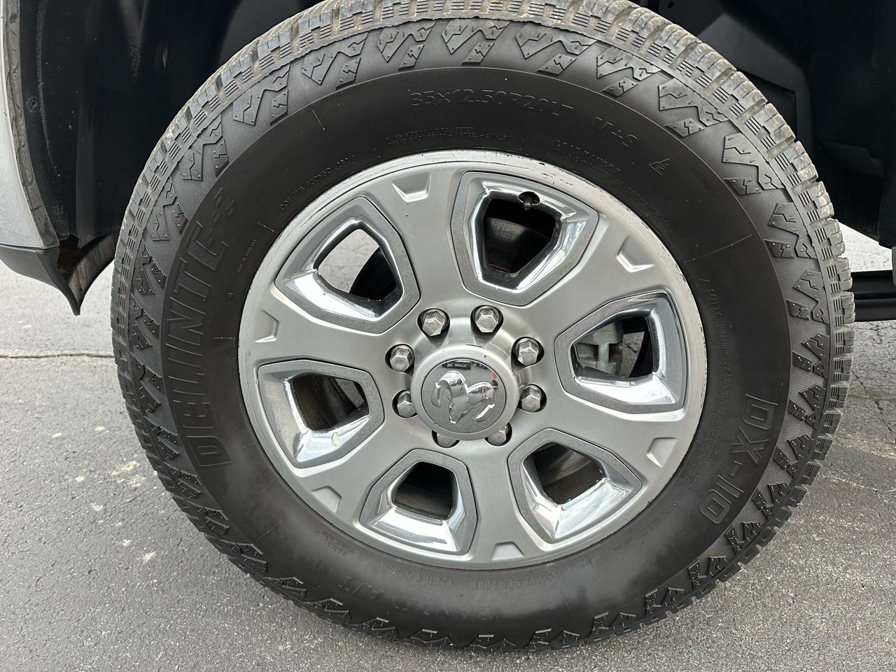 RAM 2500 4WD Crew Cab 149" Laramie 2014