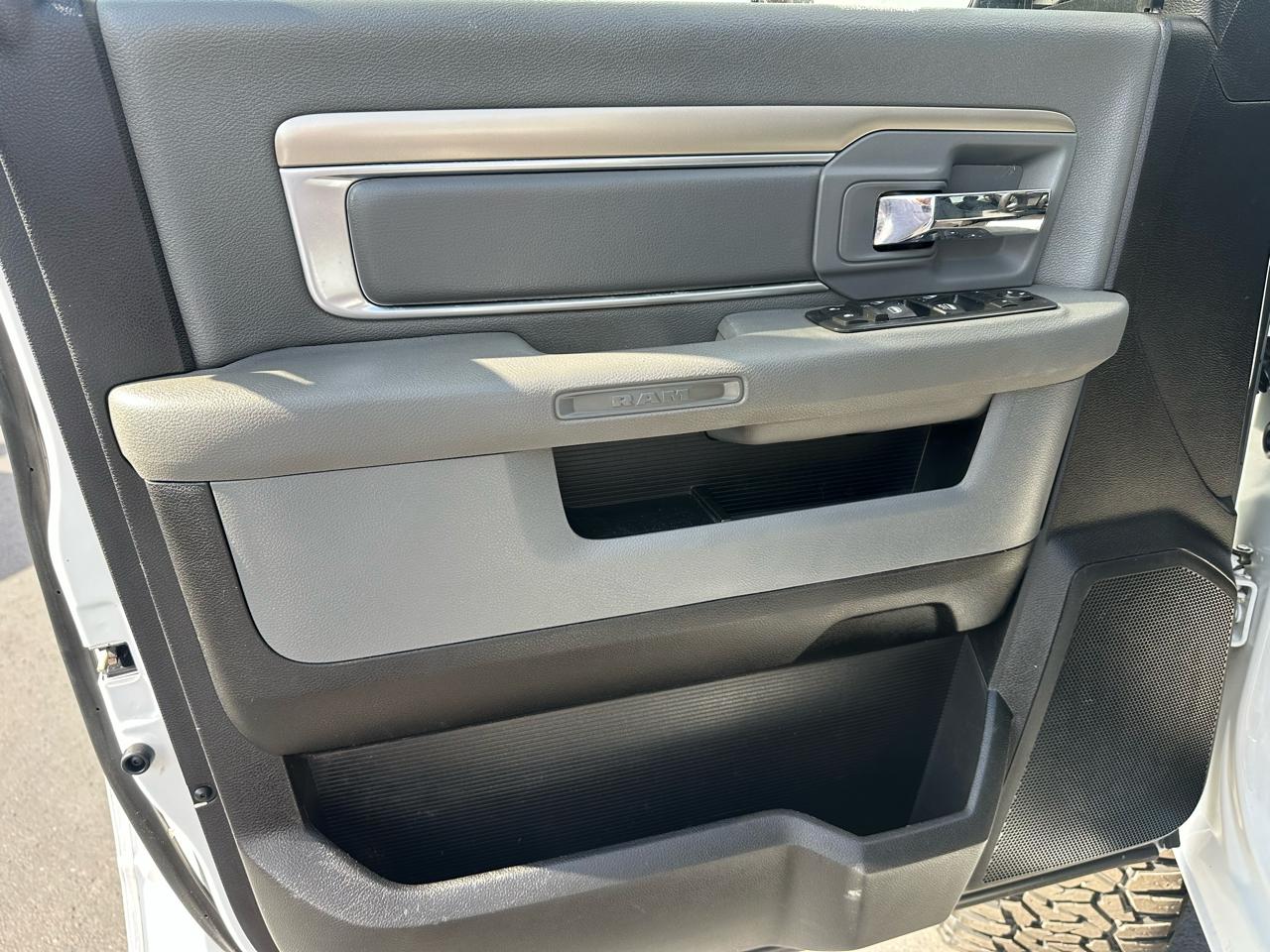 RAM 2500 4WD Crew Cab 149" SLT 2016