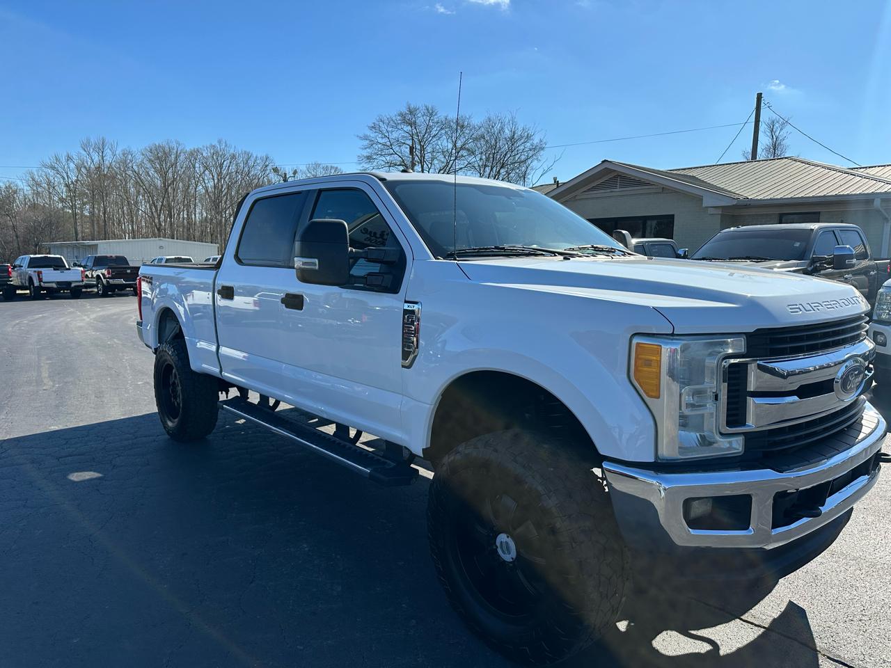 Ford Super Duty F-250 SRW XLT 4WD Crew Cab 6.75' Box 2017