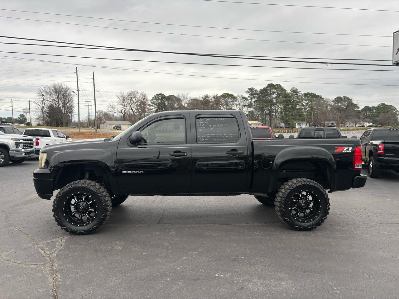 GMC Sierra 1500 4WD Crew Cab 143.5" SLE 2011