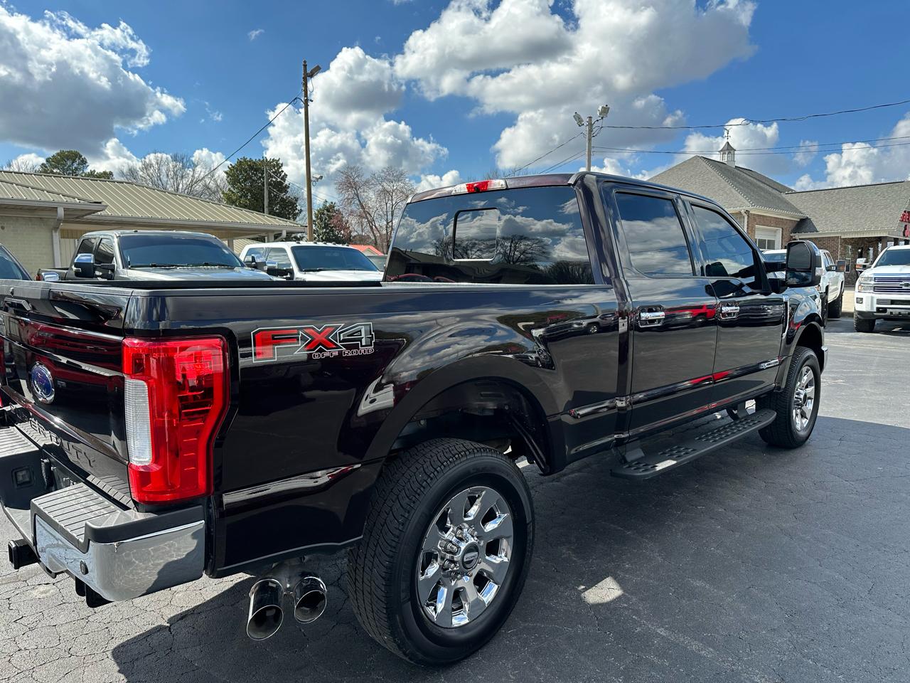 Ford Super Duty F-250 SRW Lariat 4WD Crew Cab 6.75' Box 2019
