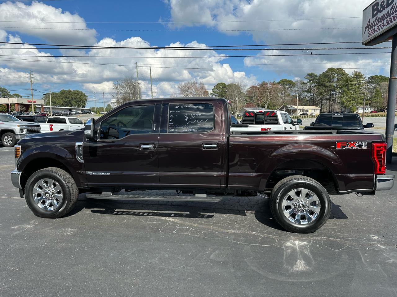Ford Super Duty F-250 SRW Lariat 4WD Crew Cab 6.75' Box 2019
