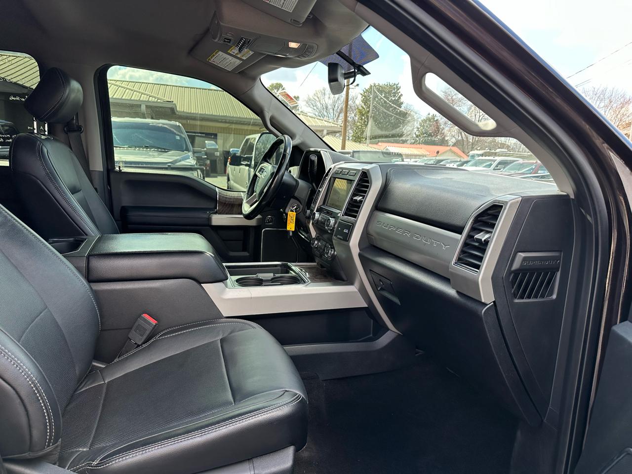 Ford Super Duty F-250 SRW Lariat 4WD Crew Cab 6.75' Box 2019