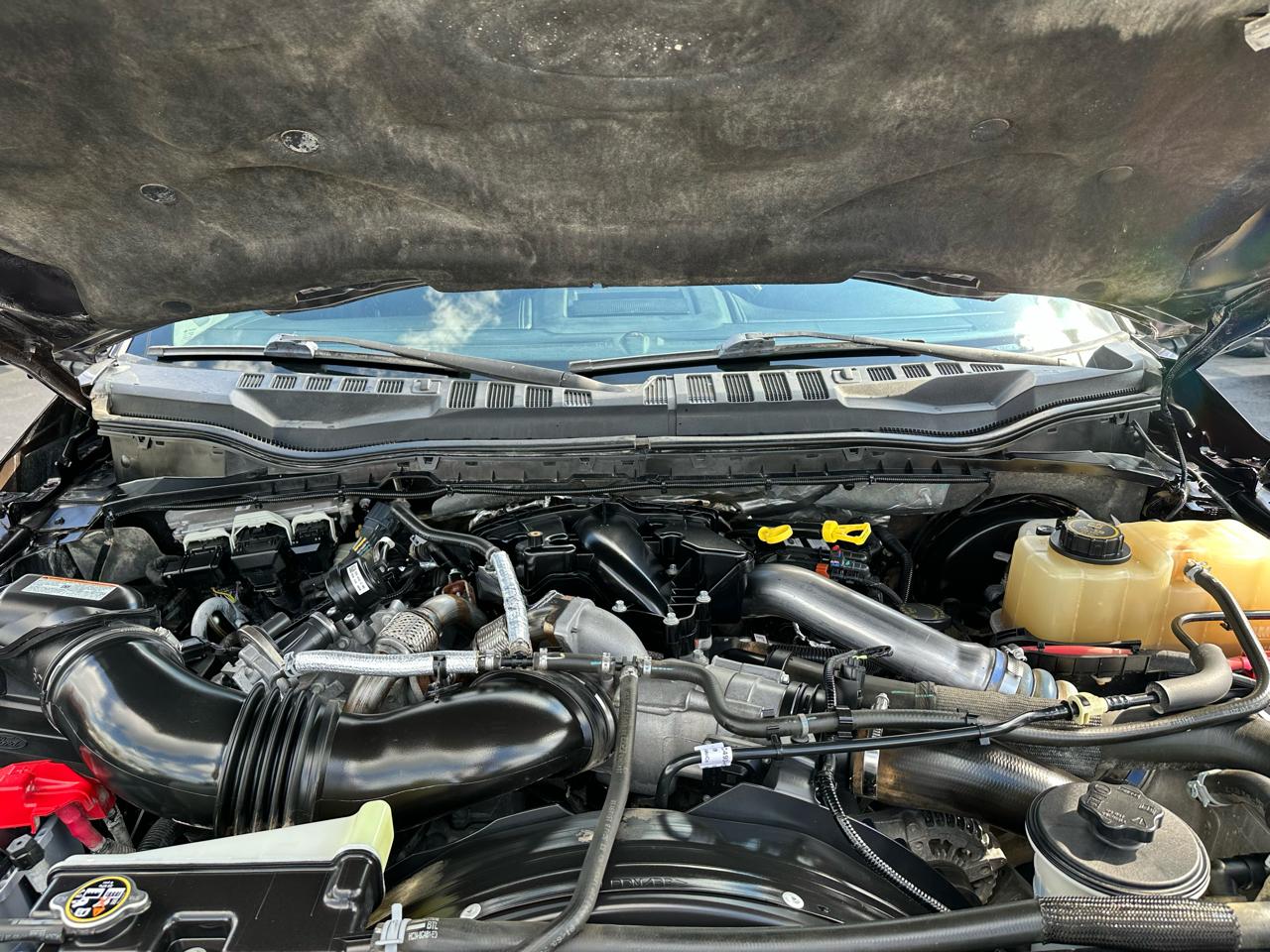 Ford Super Duty F-250 SRW Lariat 4WD Crew Cab 6.75' Box 2019