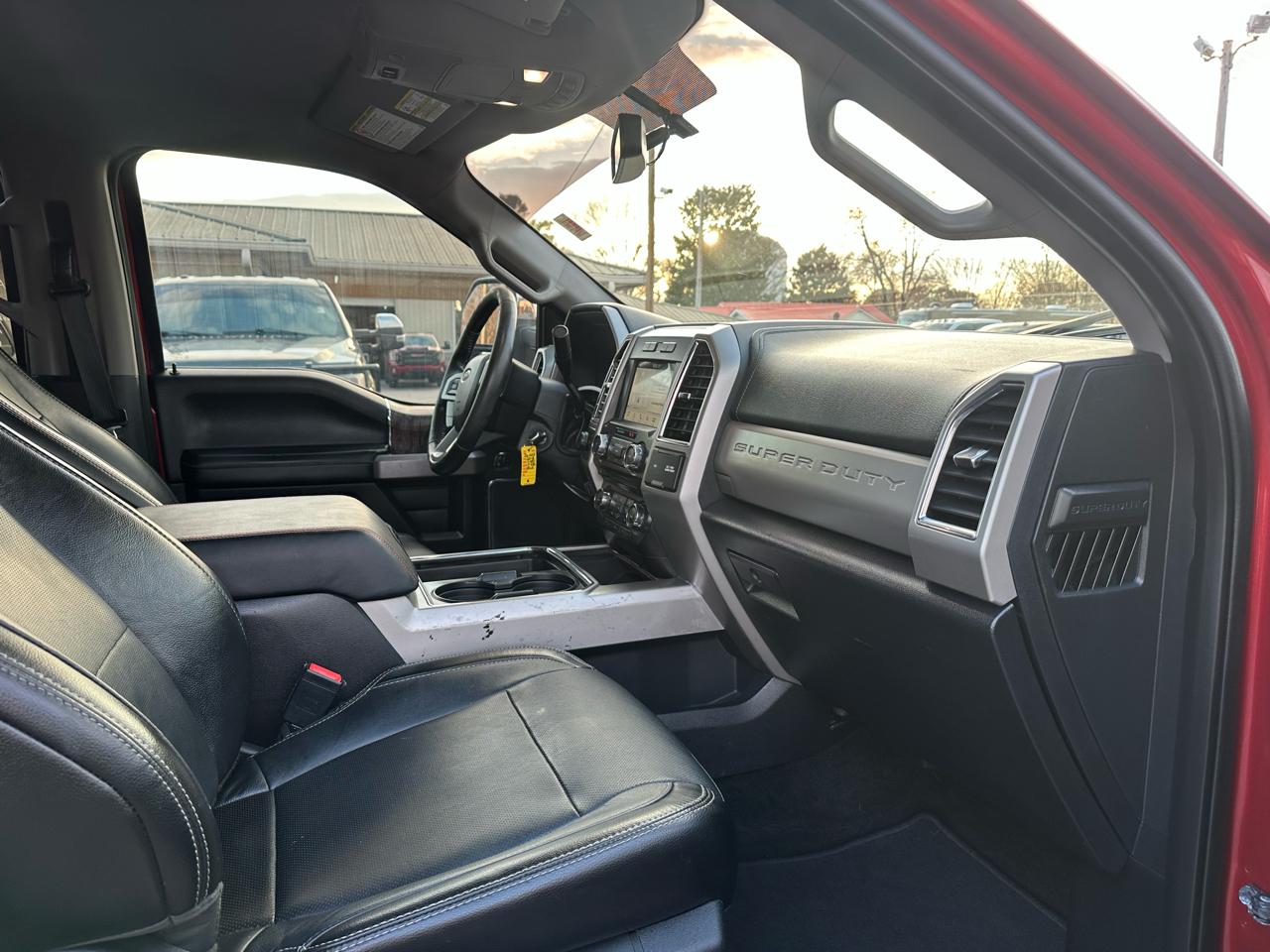 Ford Super Duty F-250 SRW Lariat 4WD Crew Cab 6.75' Box 2018