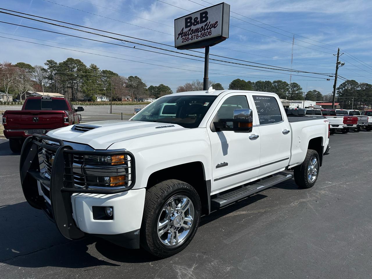 Chevrolet Silverado 2500HD 4WD Crew Cab 153.7" High Country 2017