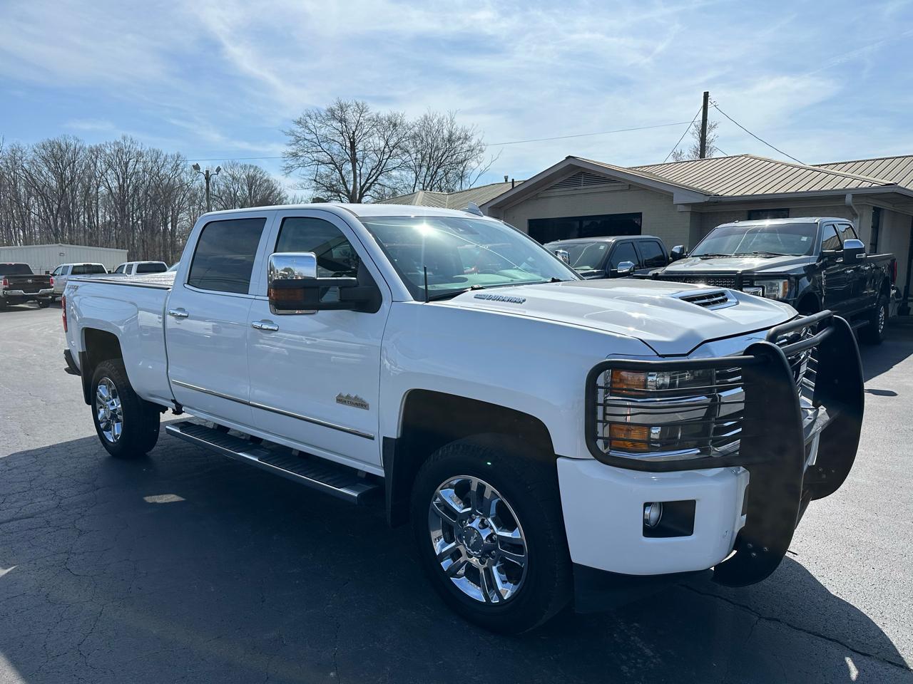 Chevrolet Silverado 2500HD 4WD Crew Cab 153.7" High Country 2017