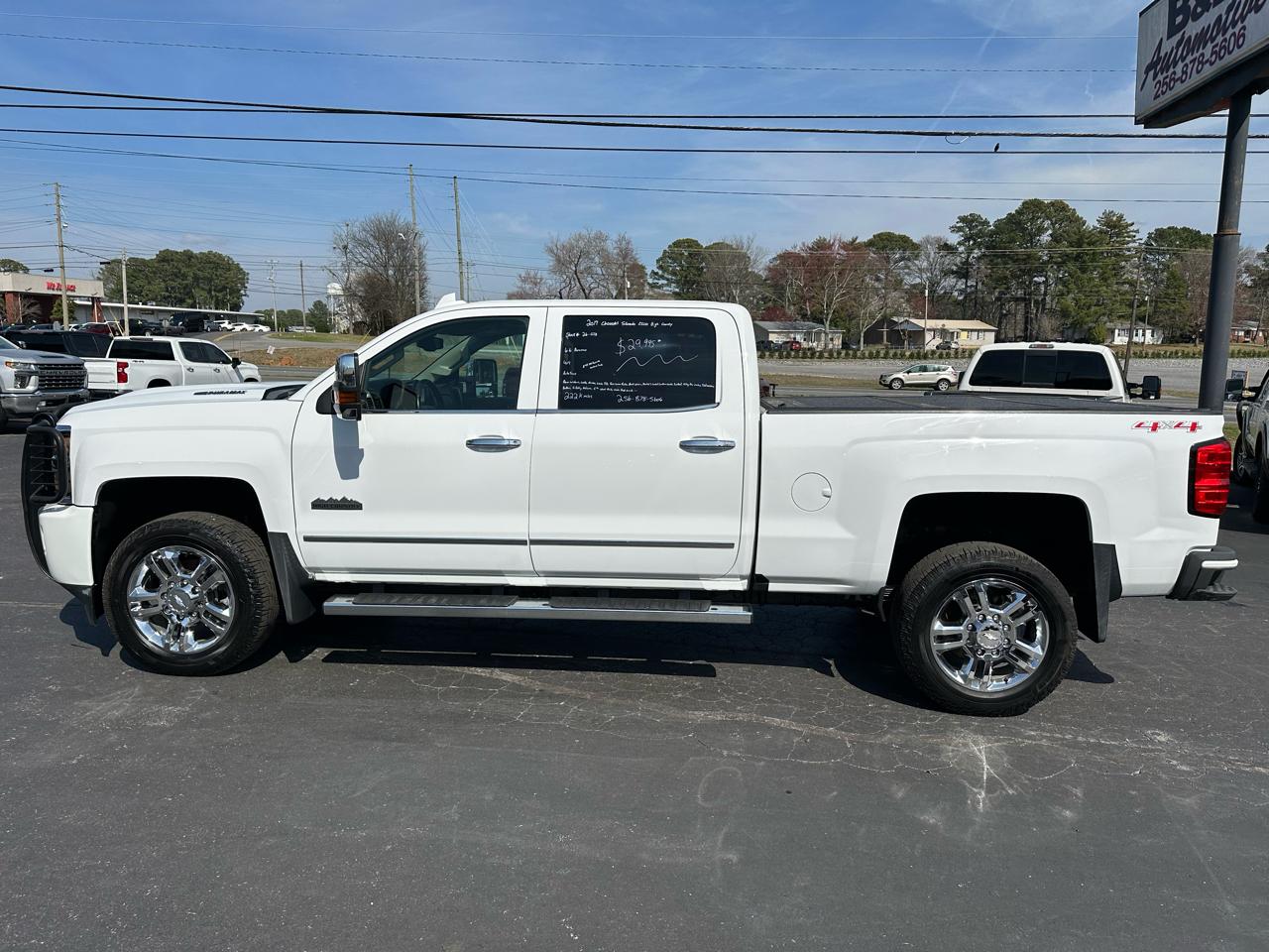 Chevrolet Silverado 2500HD 4WD Crew Cab 153.7" High Country 2017