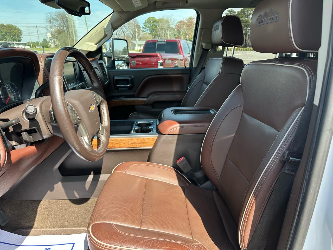 Chevrolet Silverado 2500HD 4WD Crew Cab 153.7" High Country 2017