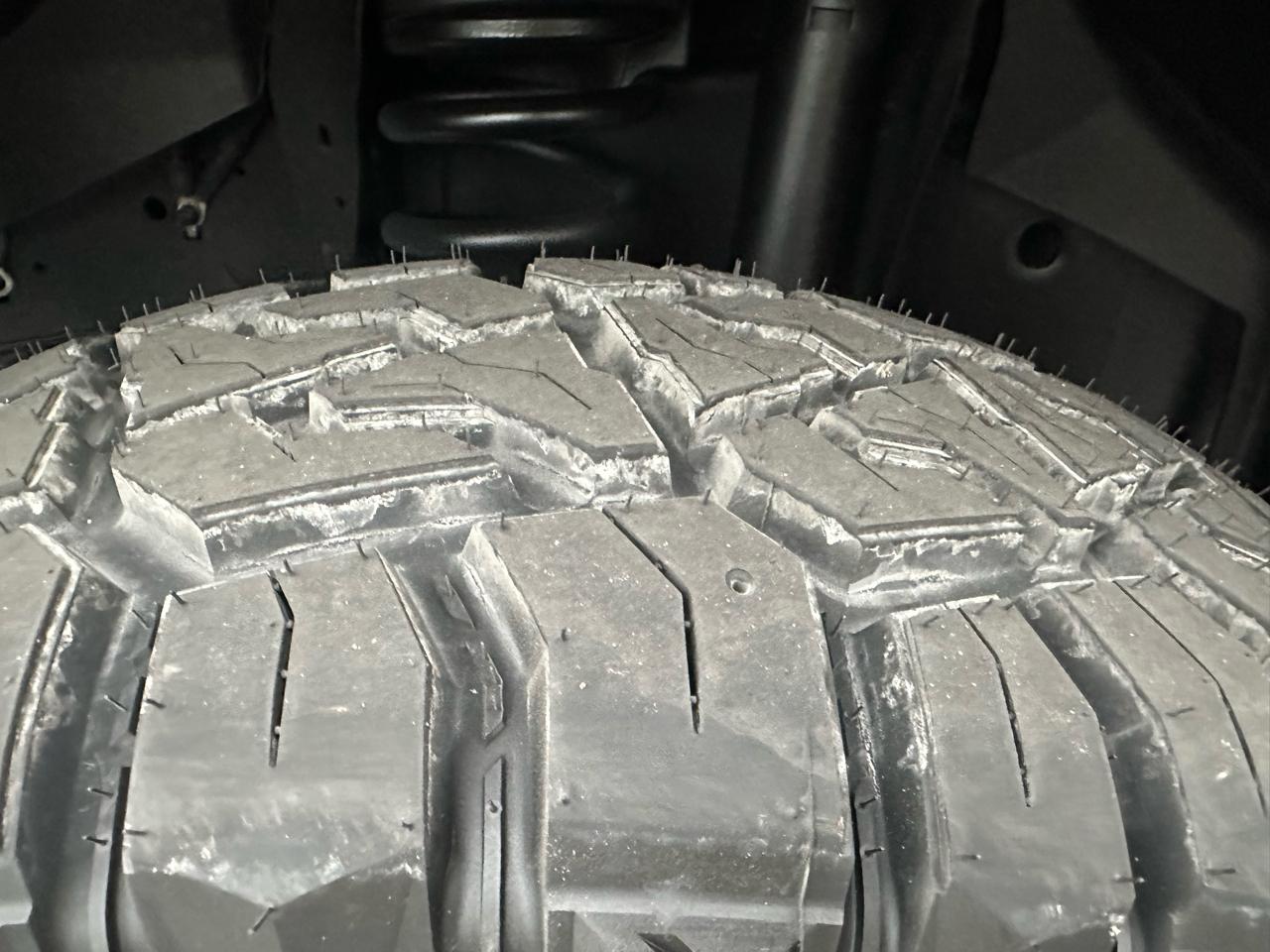 RAM 3500 Tradesman 4x4 Crew Cab 8' Box 2020