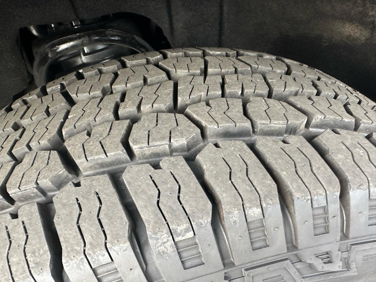 GMC Sierra 1500 4WD Crew Cab 143.5" SLT 2016