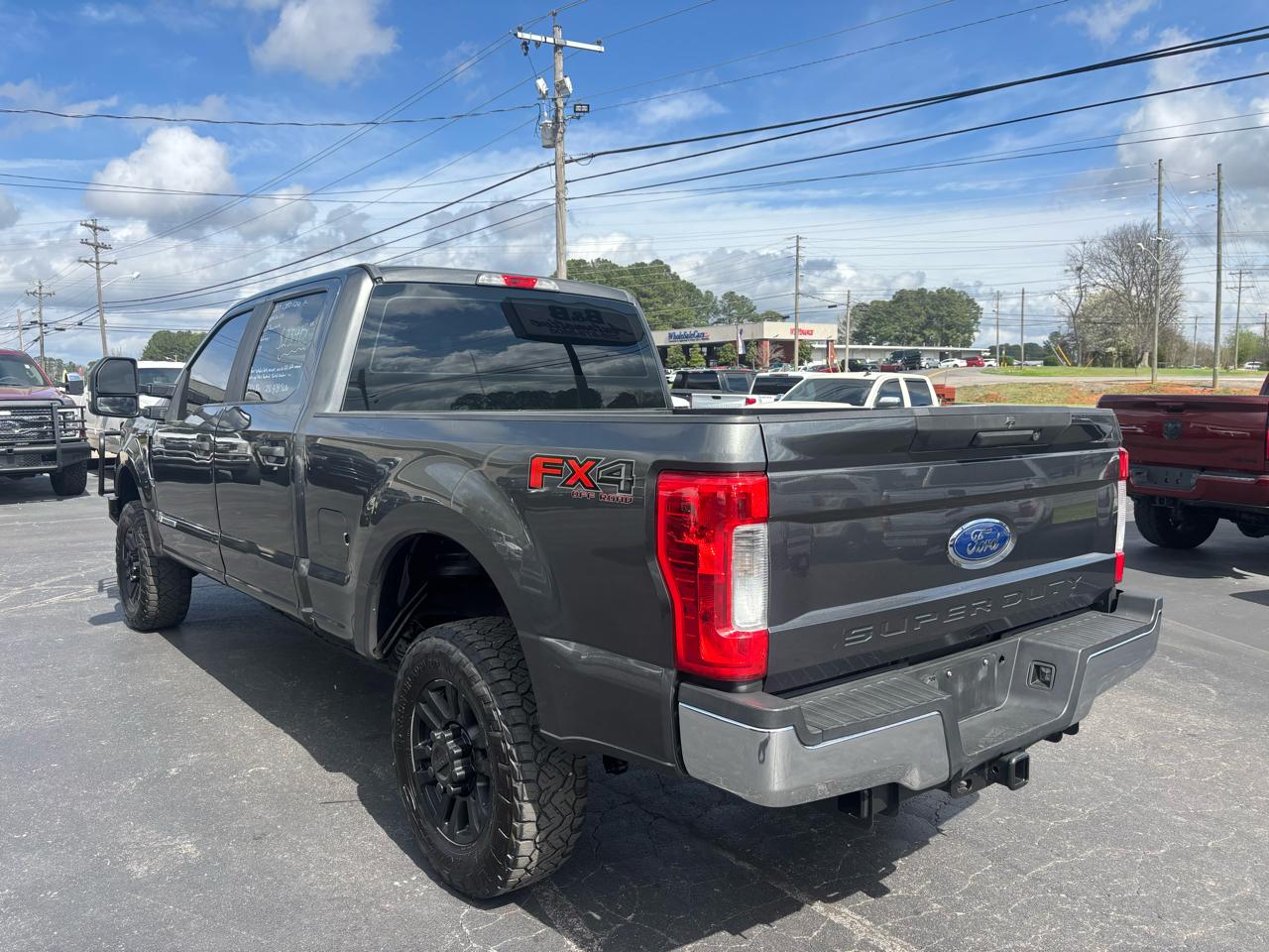 Ford Super Duty F-250 SRW XL 4WD Crew Cab 6.75' Box 2017