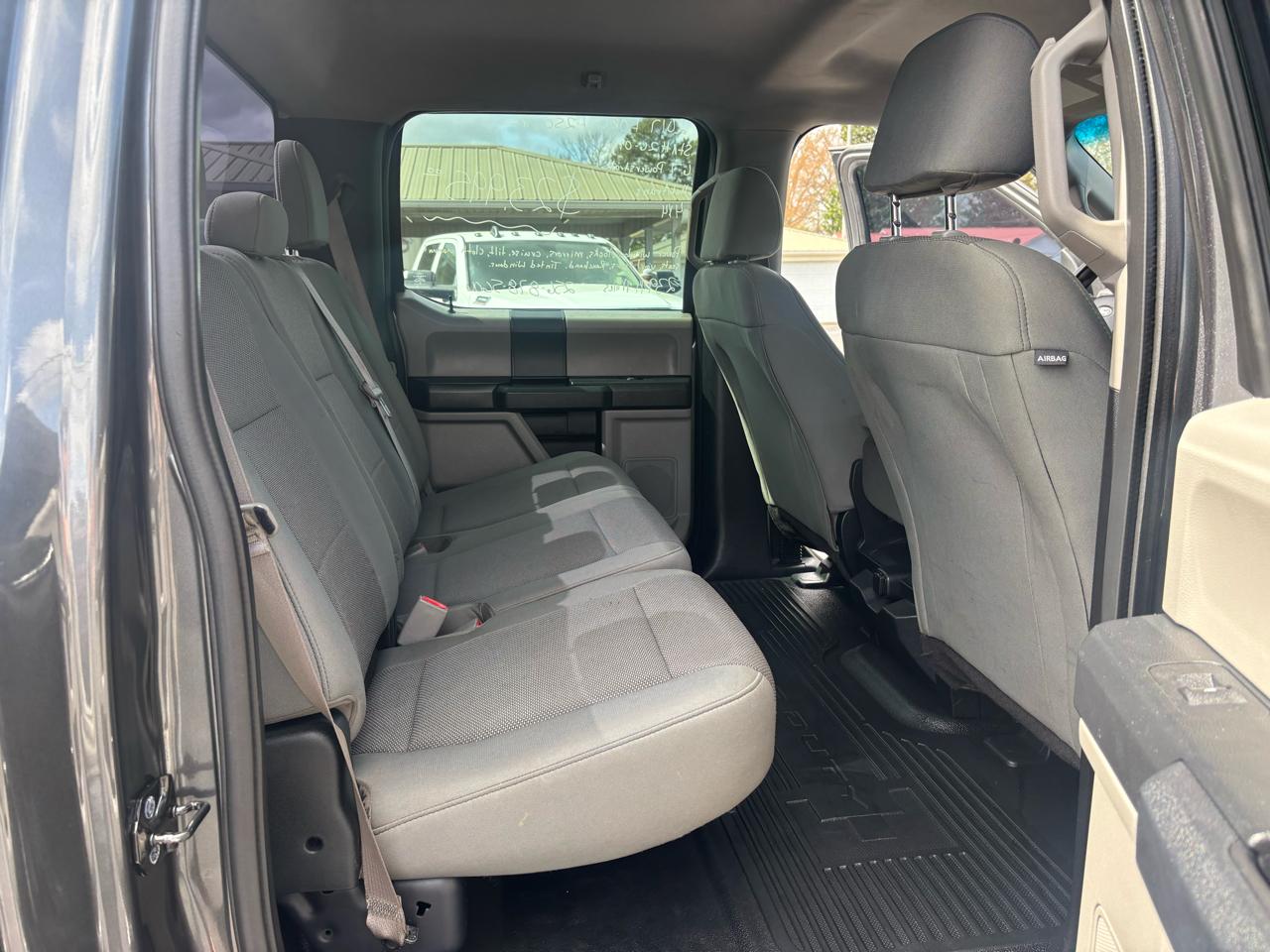 Ford Super Duty F-250 SRW XL 4WD Crew Cab 6.75' Box 2017