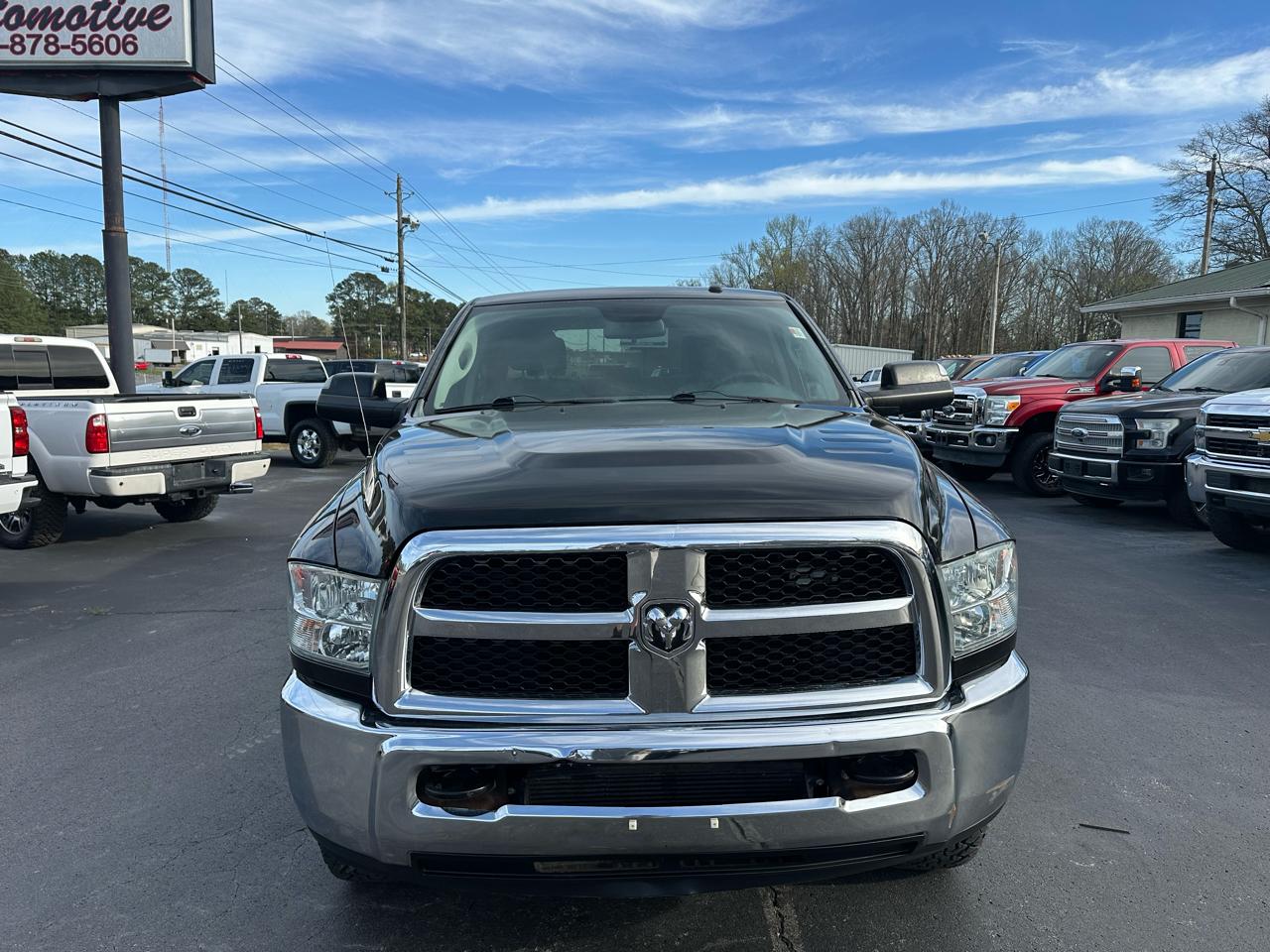 RAM 2500 4WD Crew Cab 149" Tradesman 2015