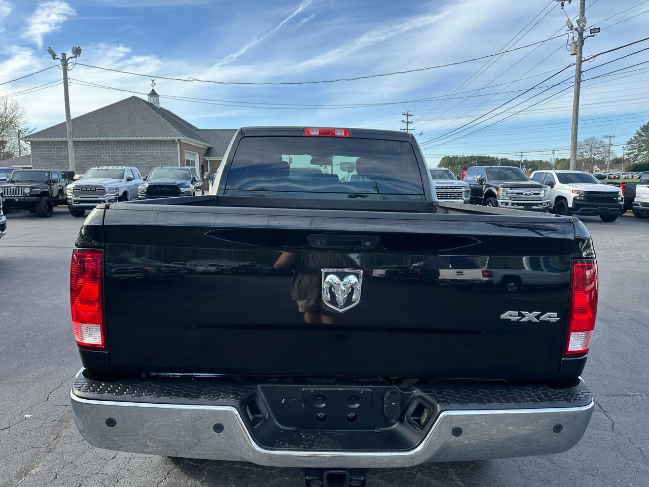 RAM 2500 4WD Crew Cab 149" Tradesman 2015