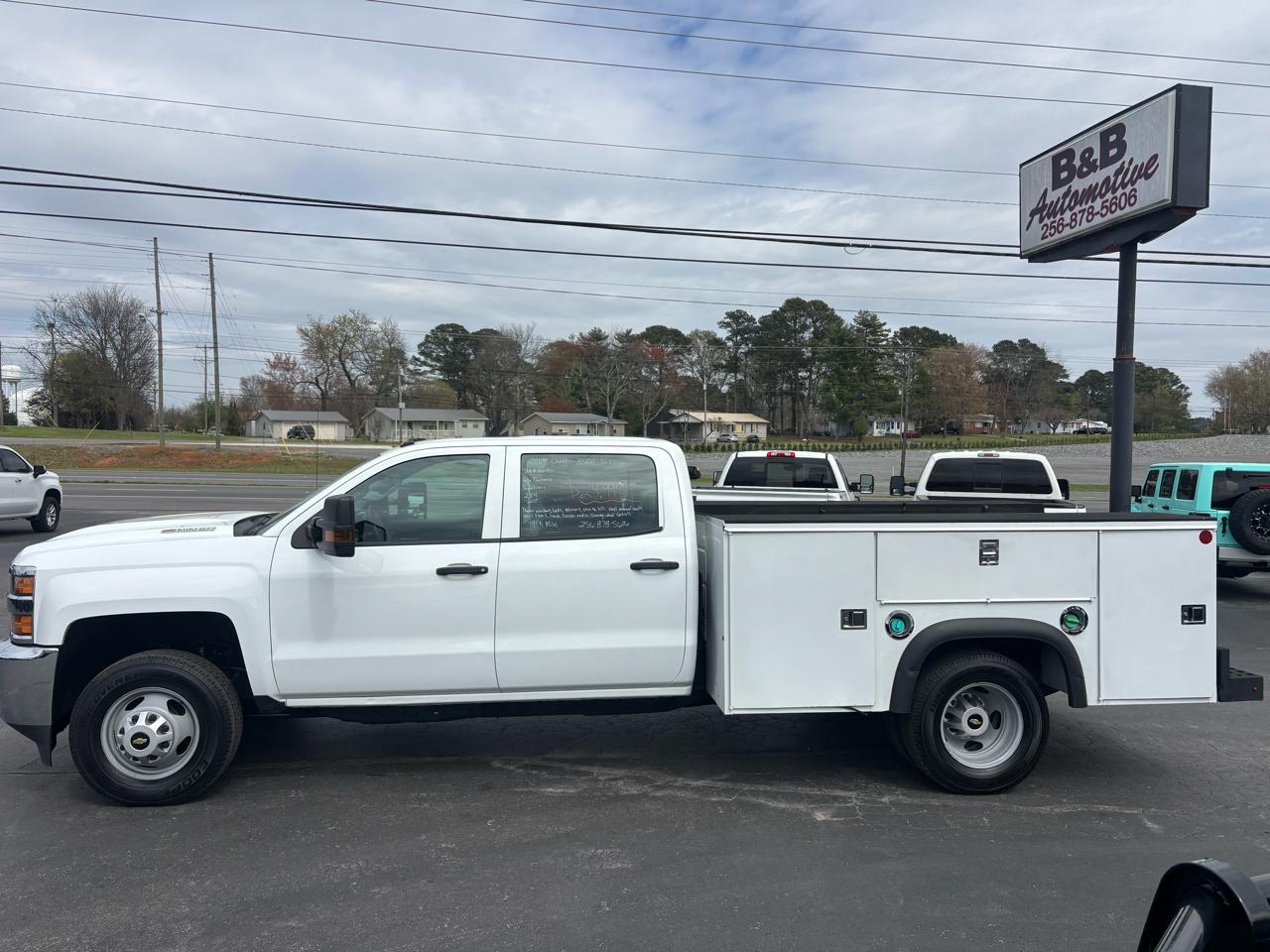 Chevrolet Silverado 3500HD CC 2WD Crew Cab 171.5" WB, 59.06" CA WT 2019