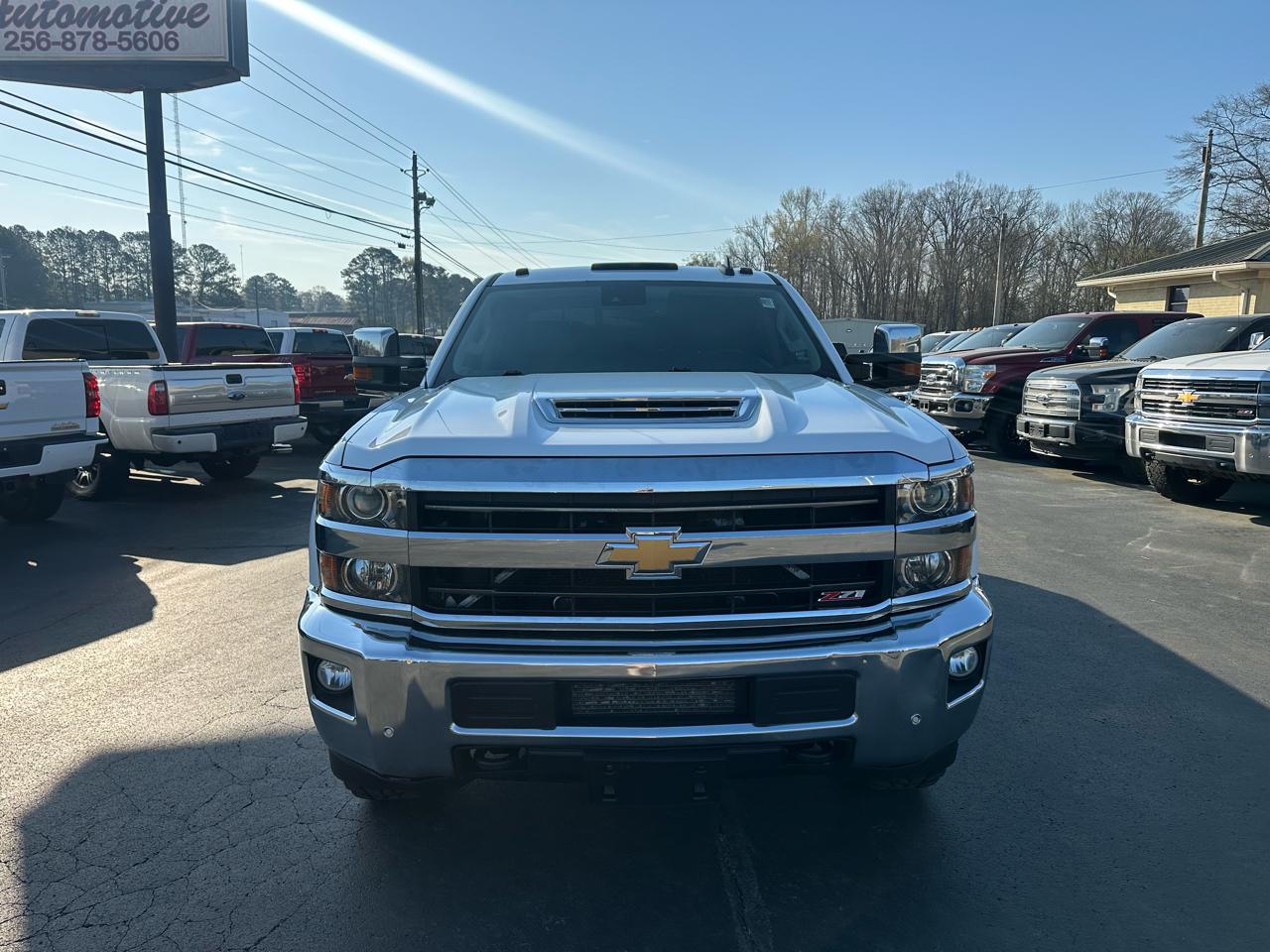 Chevrolet Silverado 2500HD 4WD Crew Cab 153.7" LTZ 2018